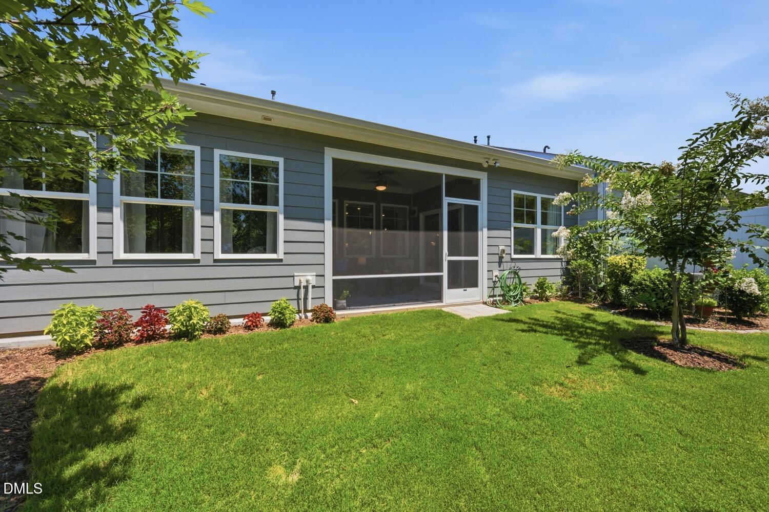 1129 Surveyor Drive Property Photo 6