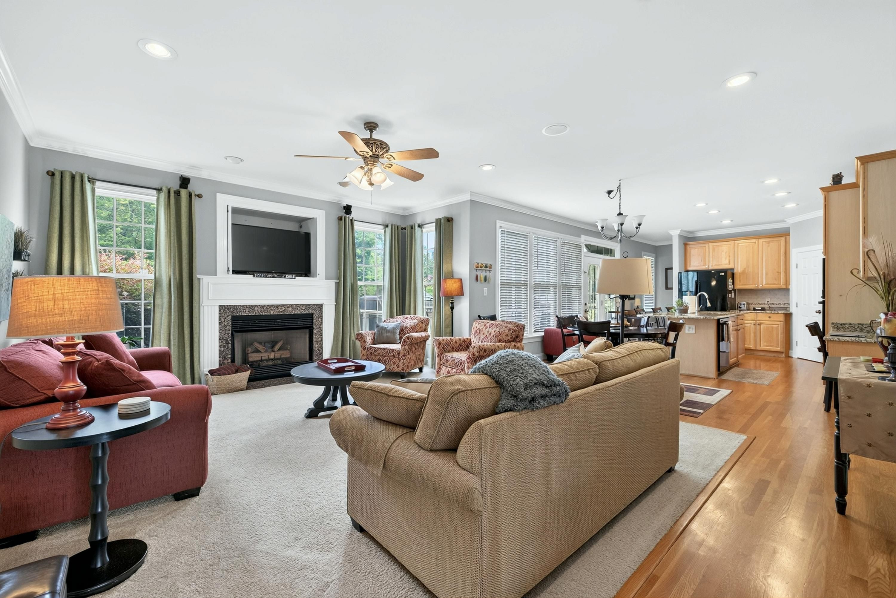 3024 Whitehart Lane Property Photo 16