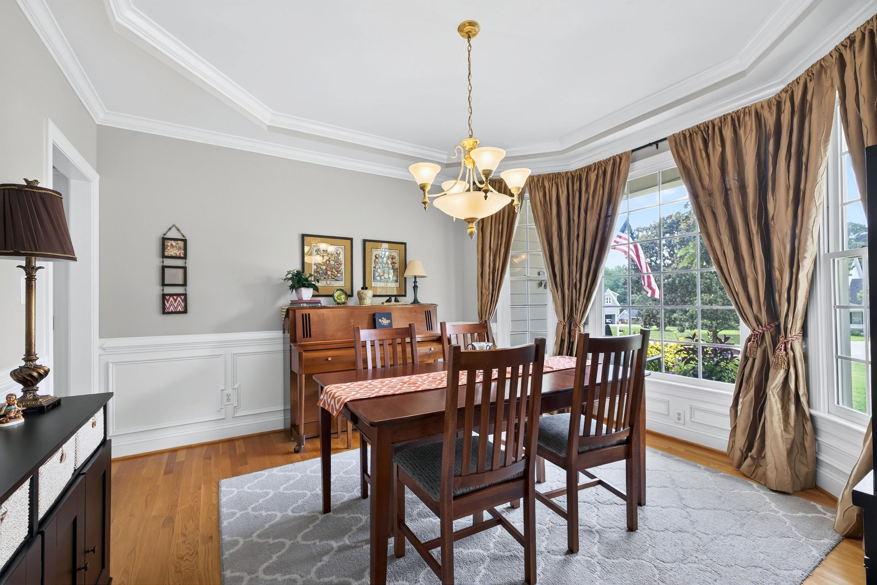 3024 Whitehart Lane Property Photo 19