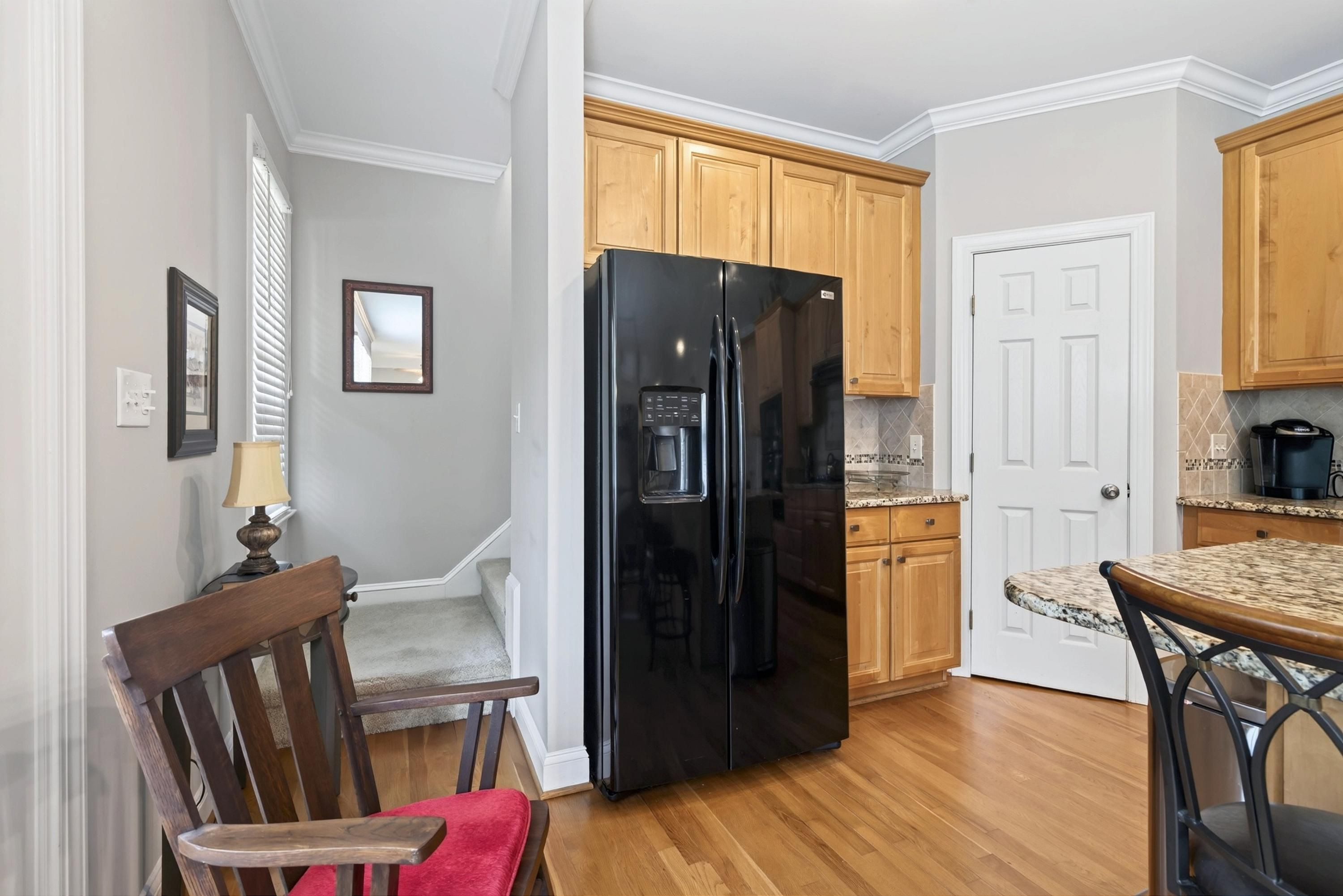3024 Whitehart Lane Property Photo 35