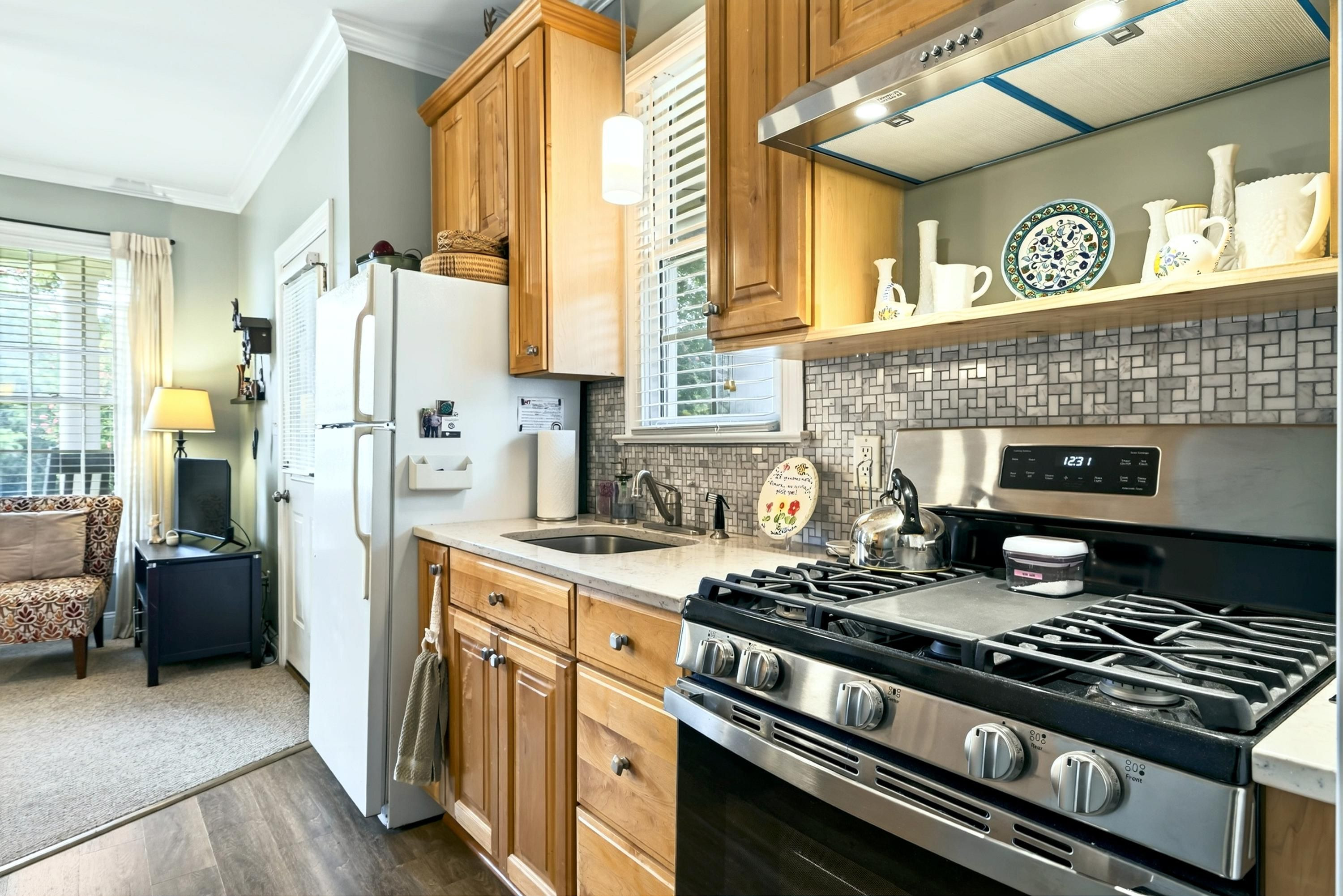 3024 Whitehart Lane Property Photo 40