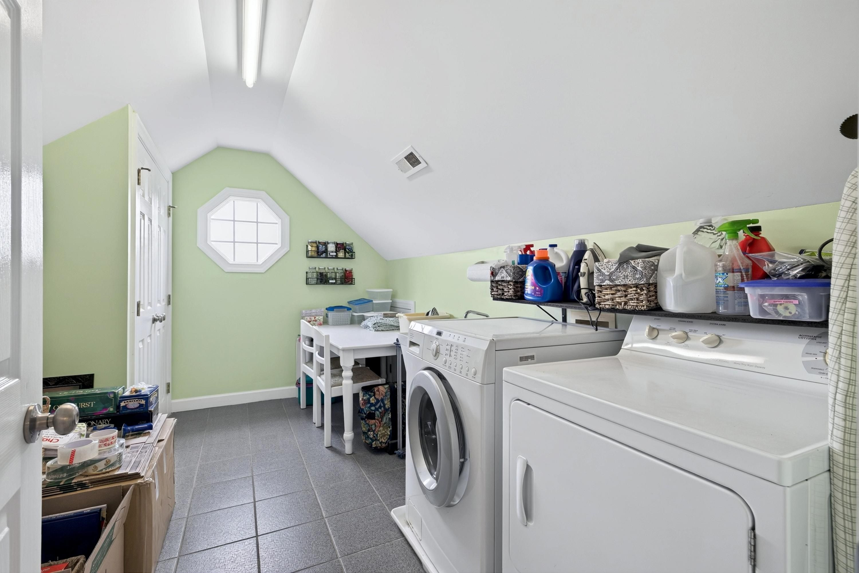 3024 Whitehart Lane Property Photo 52