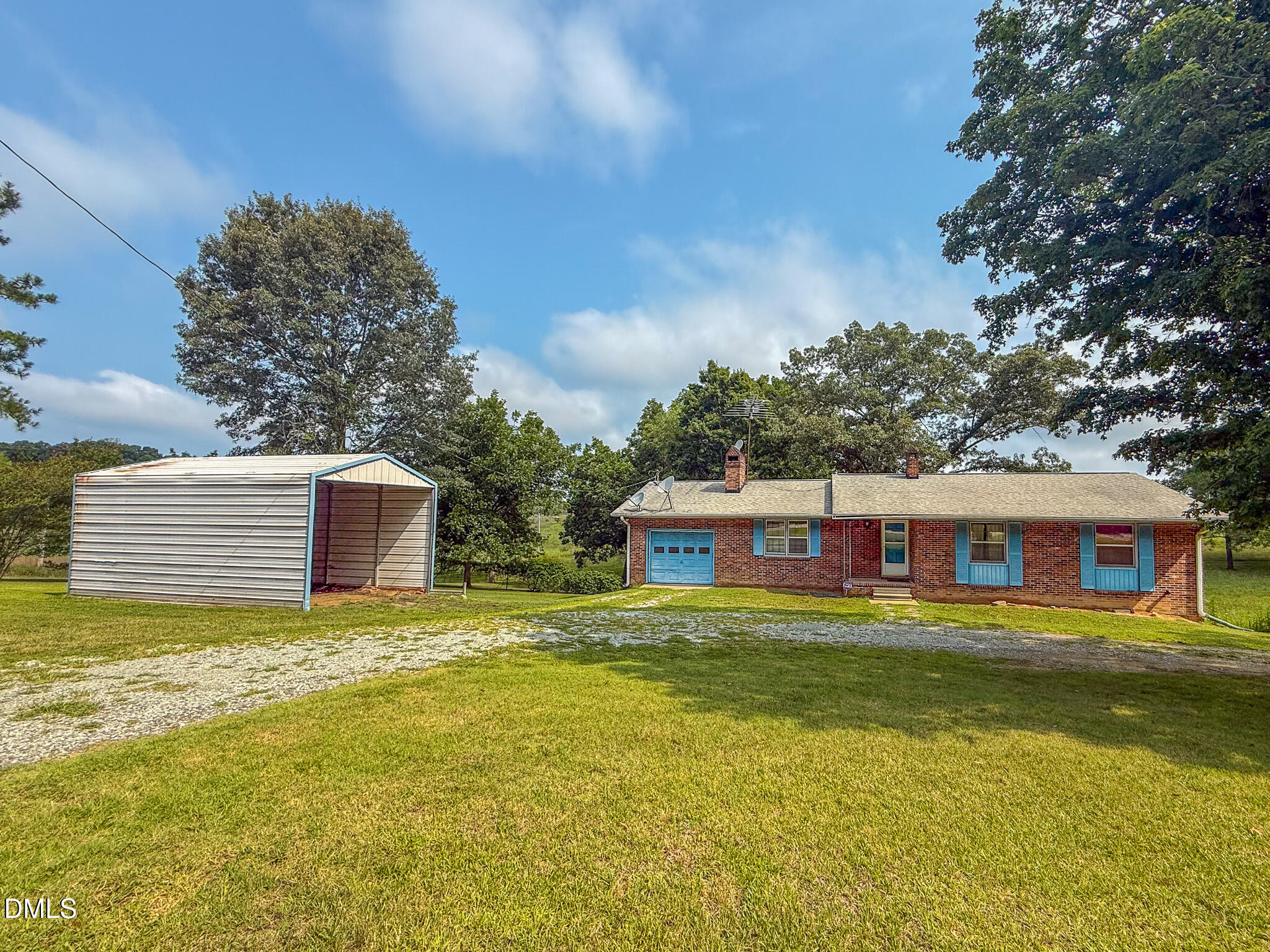 2072 Edwin Robertson Road Property Photo 10