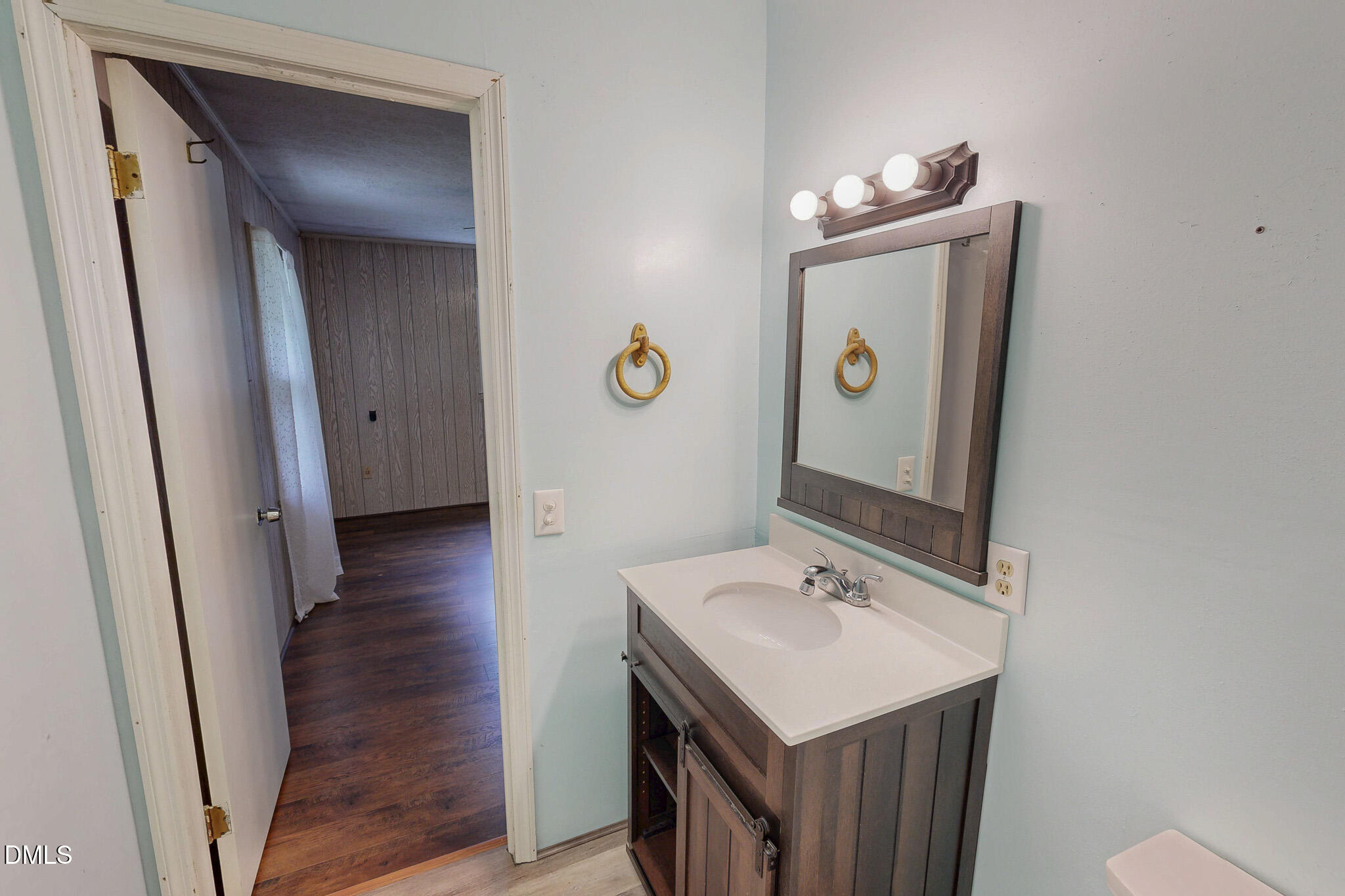 2072 Edwin Robertson Road Property Photo 19