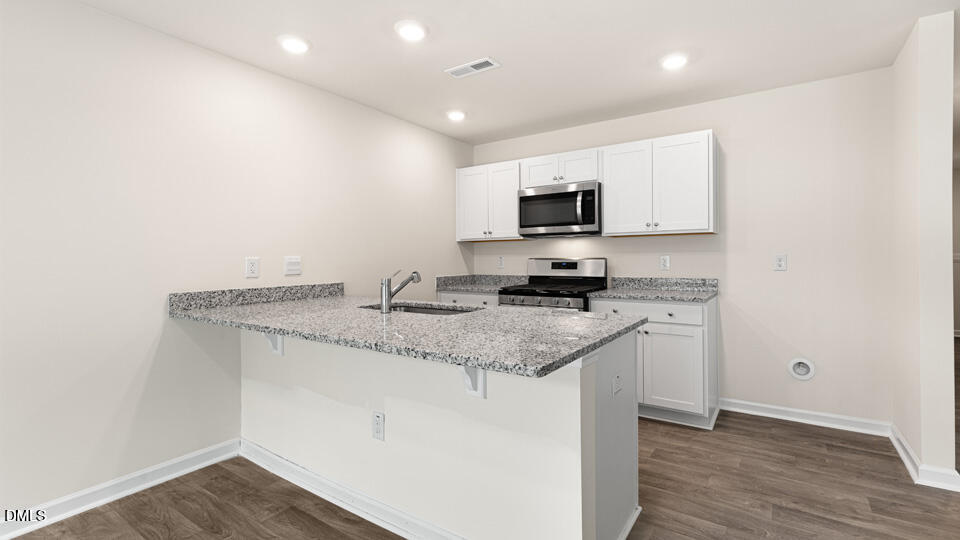 67 Bee Garden Court Property Photo 5