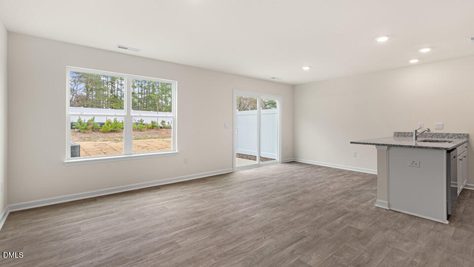 67 Bee Garden Court Property Photo 9