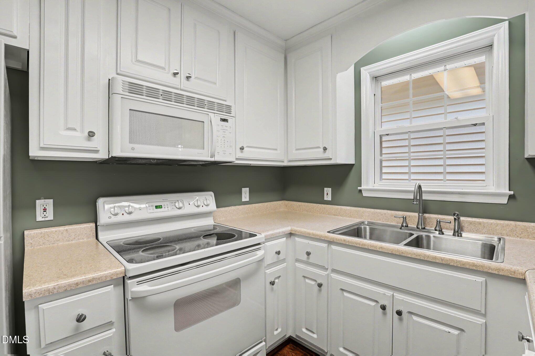 307 Gordon Farm Drive Property Photo 12