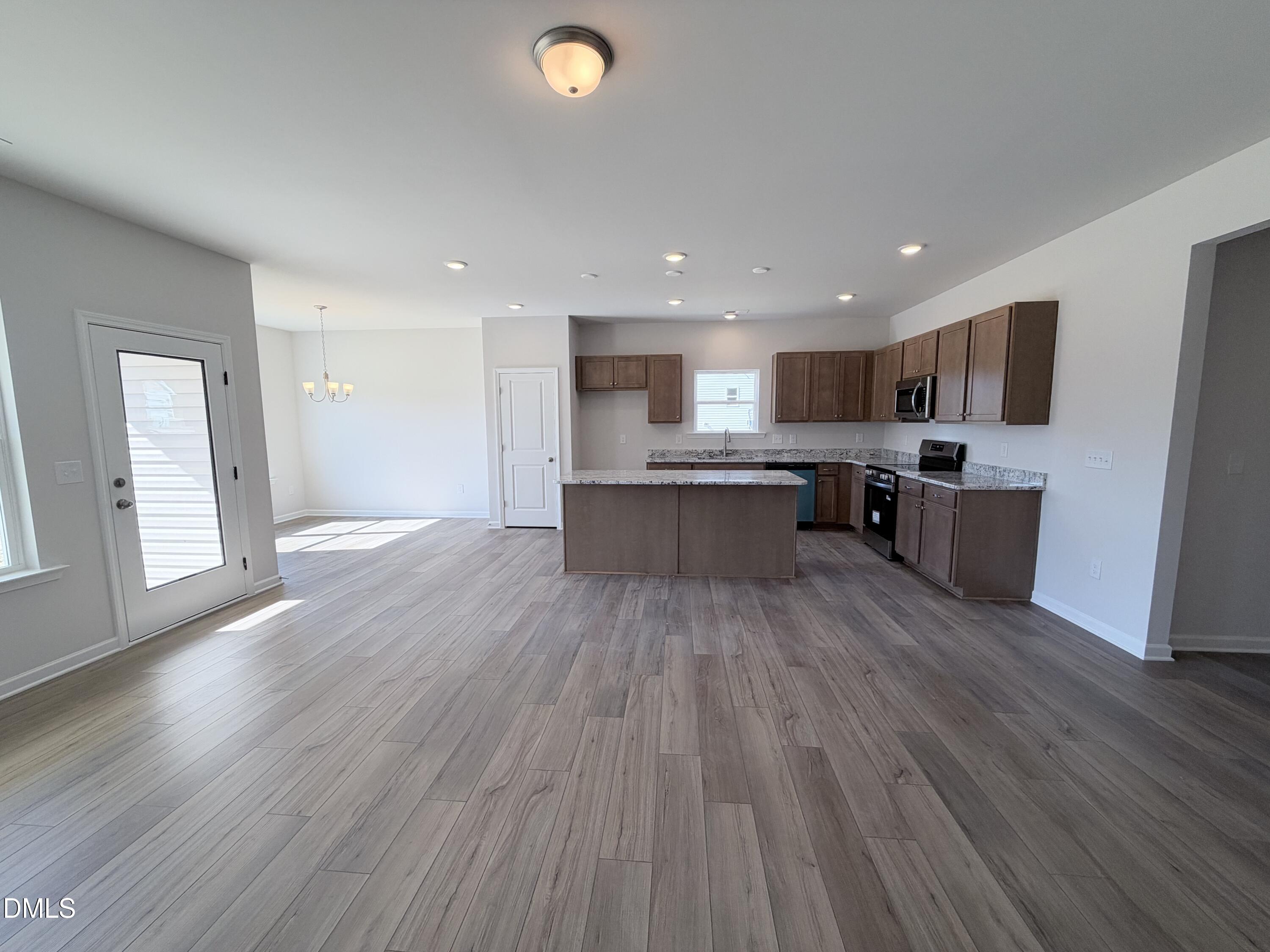 288 Smith Farms Drive Property Photo 6