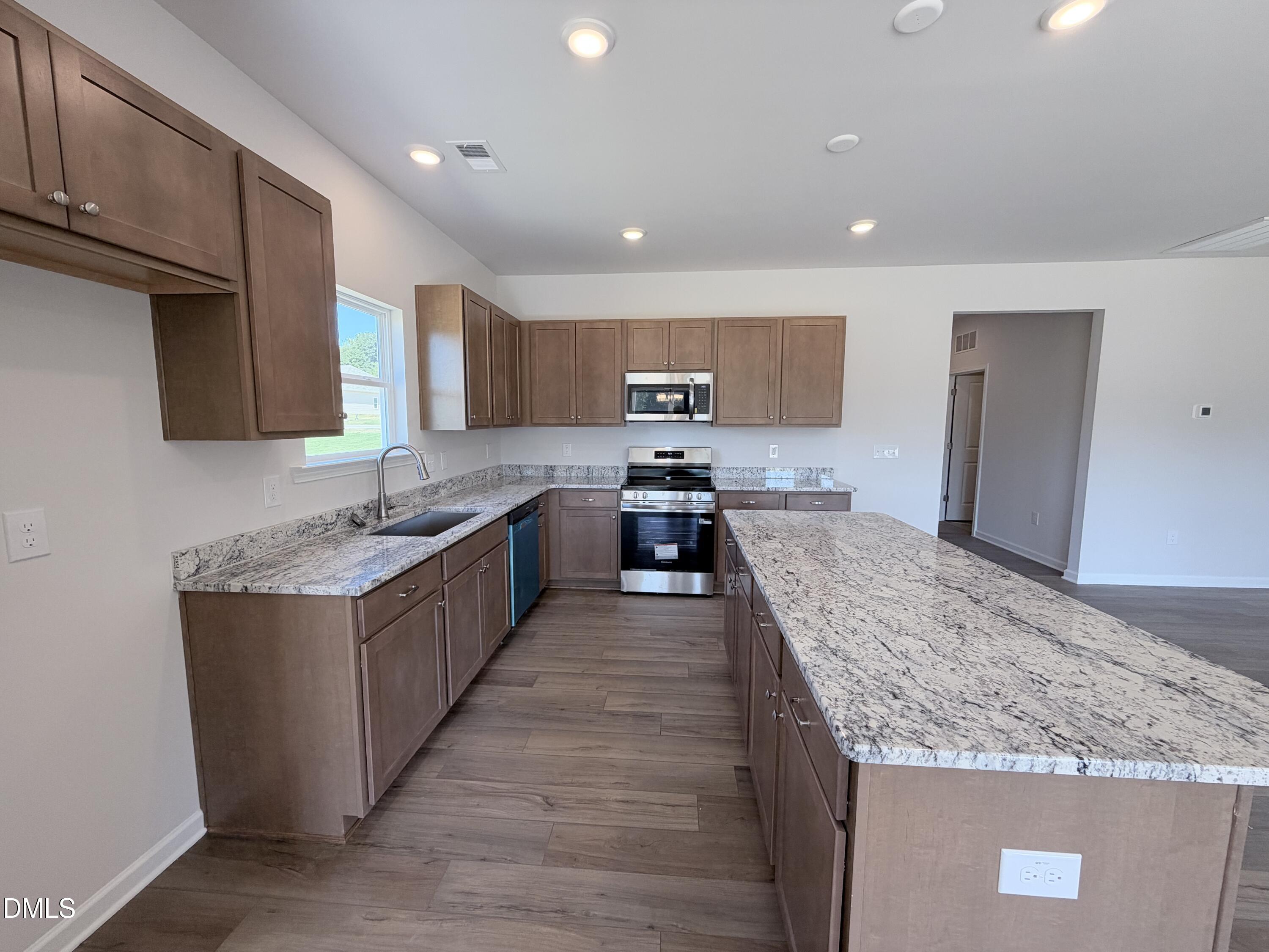 288 Smith Farms Drive Property Photo 11