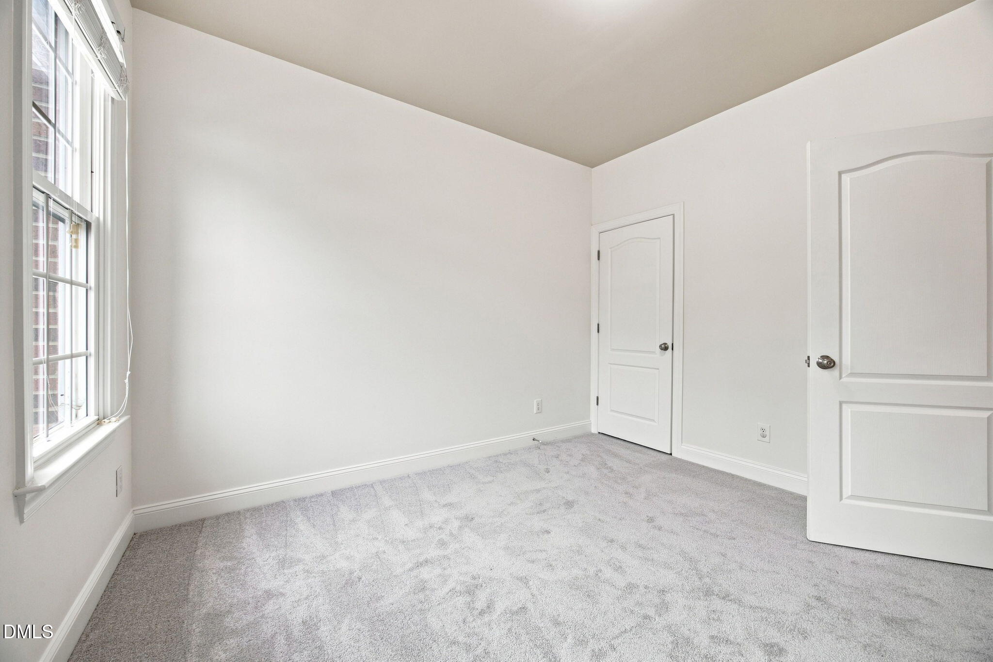 401 Waverly Hills Drive Property Photo 14