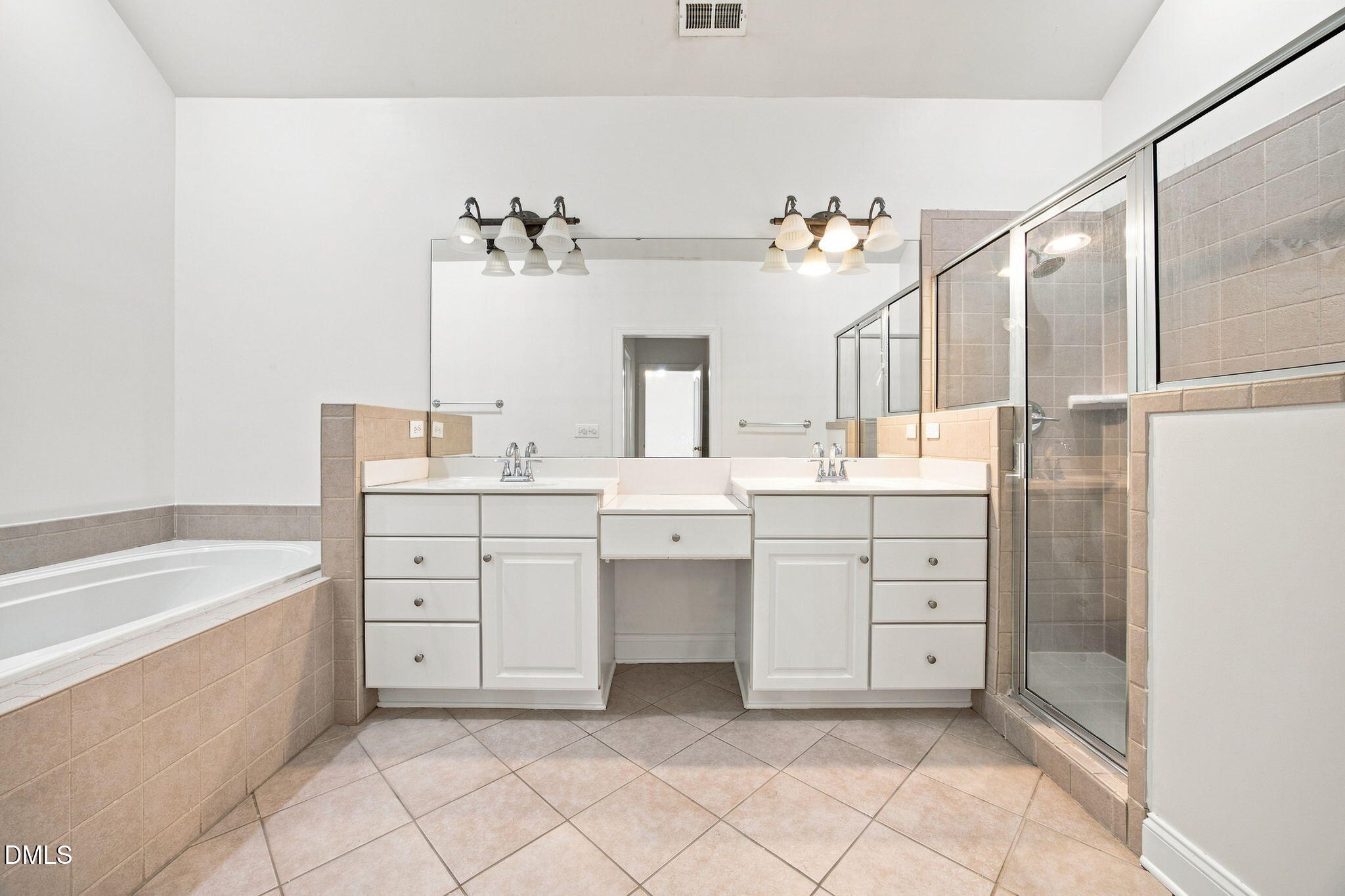 401 Waverly Hills Drive Property Photo 22