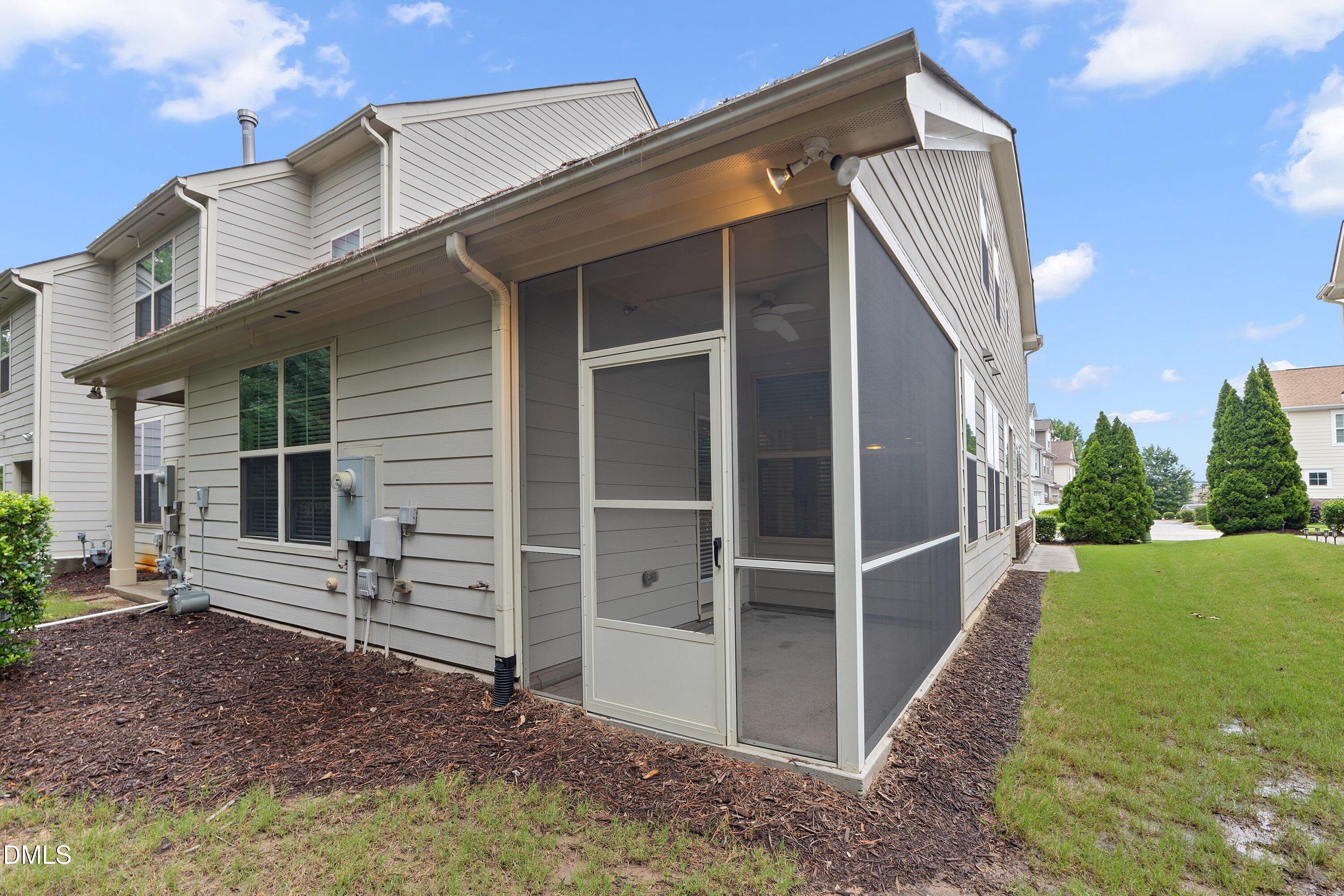10017 Lynnberry Place Property Photo 31
