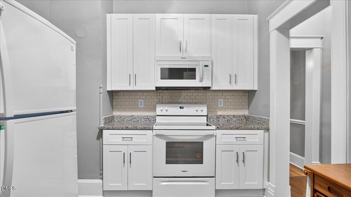239 W Young Avenue Property Photo 9