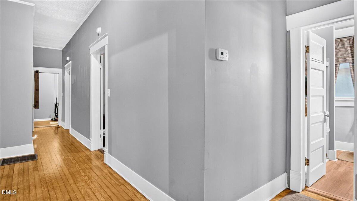 239 W Young Avenue Property Photo 21