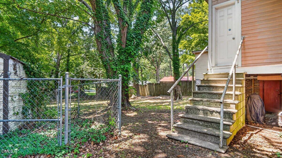 239 W Young Avenue Property Photo 29