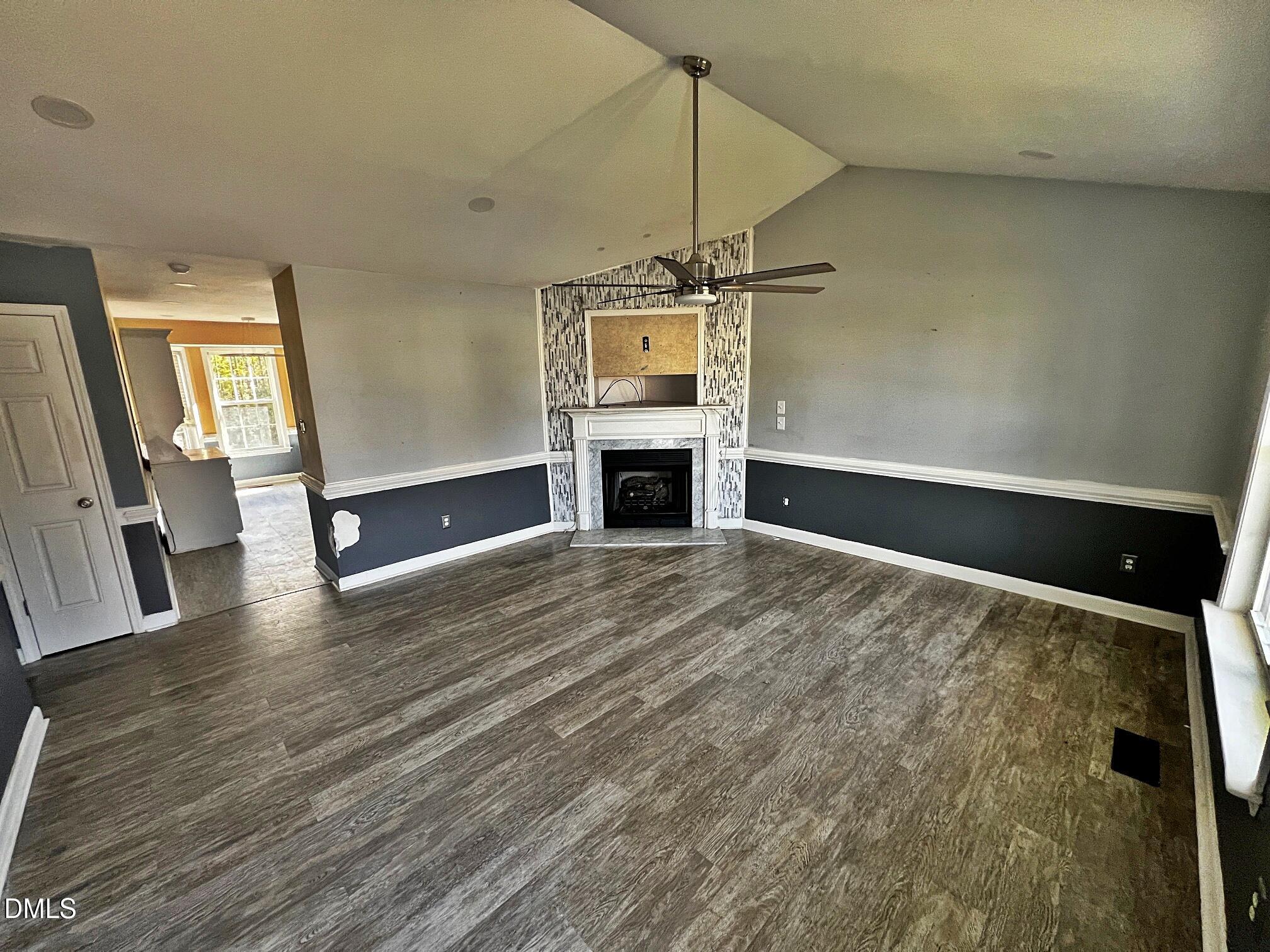 179 Camden Drive Property Photo 3