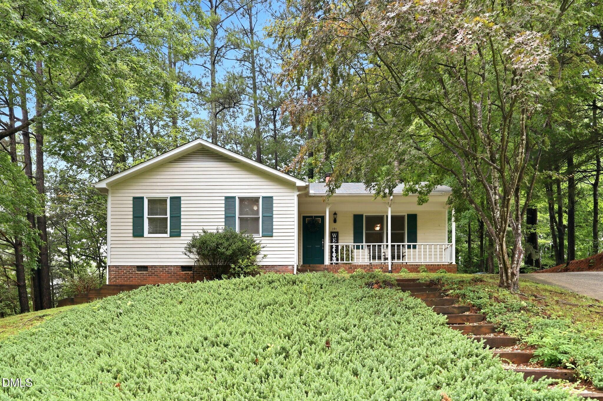 101 Cathedral Way Property Photo 1