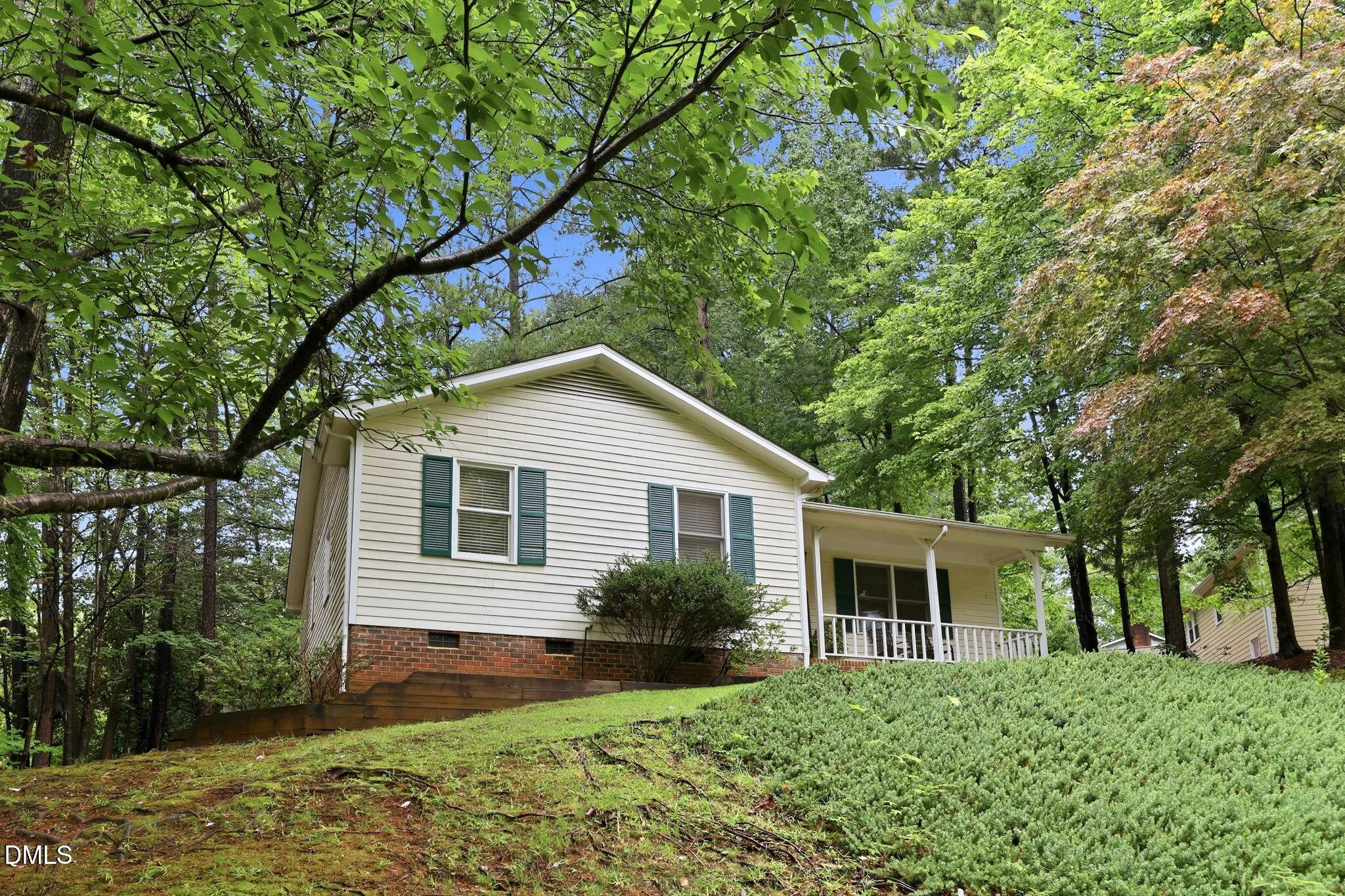 101 Cathedral Way Property Photo 3