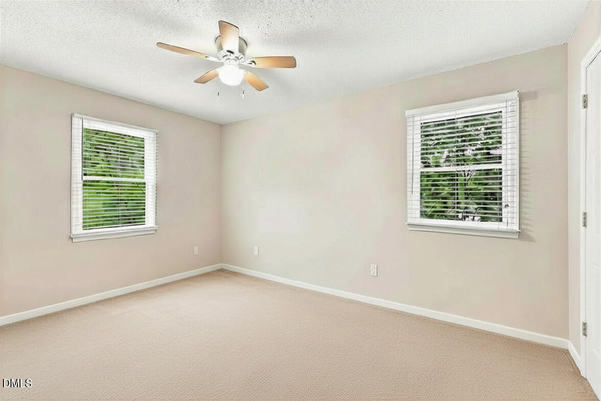 101 Cathedral Way Property Photo 26