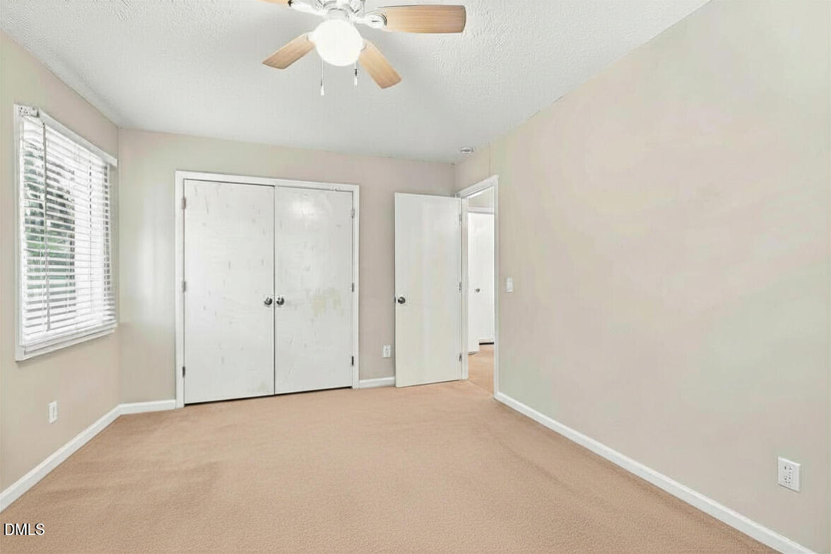 101 Cathedral Way Property Photo 28