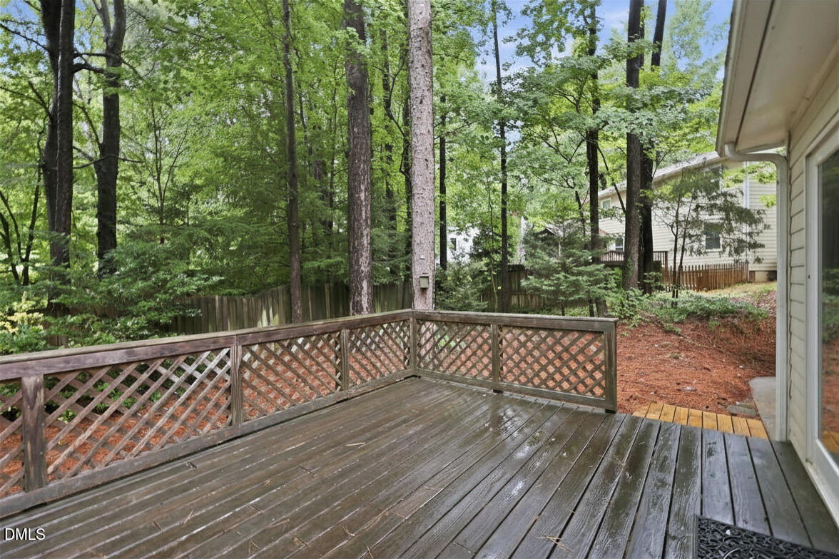 101 Cathedral Way Property Photo 32