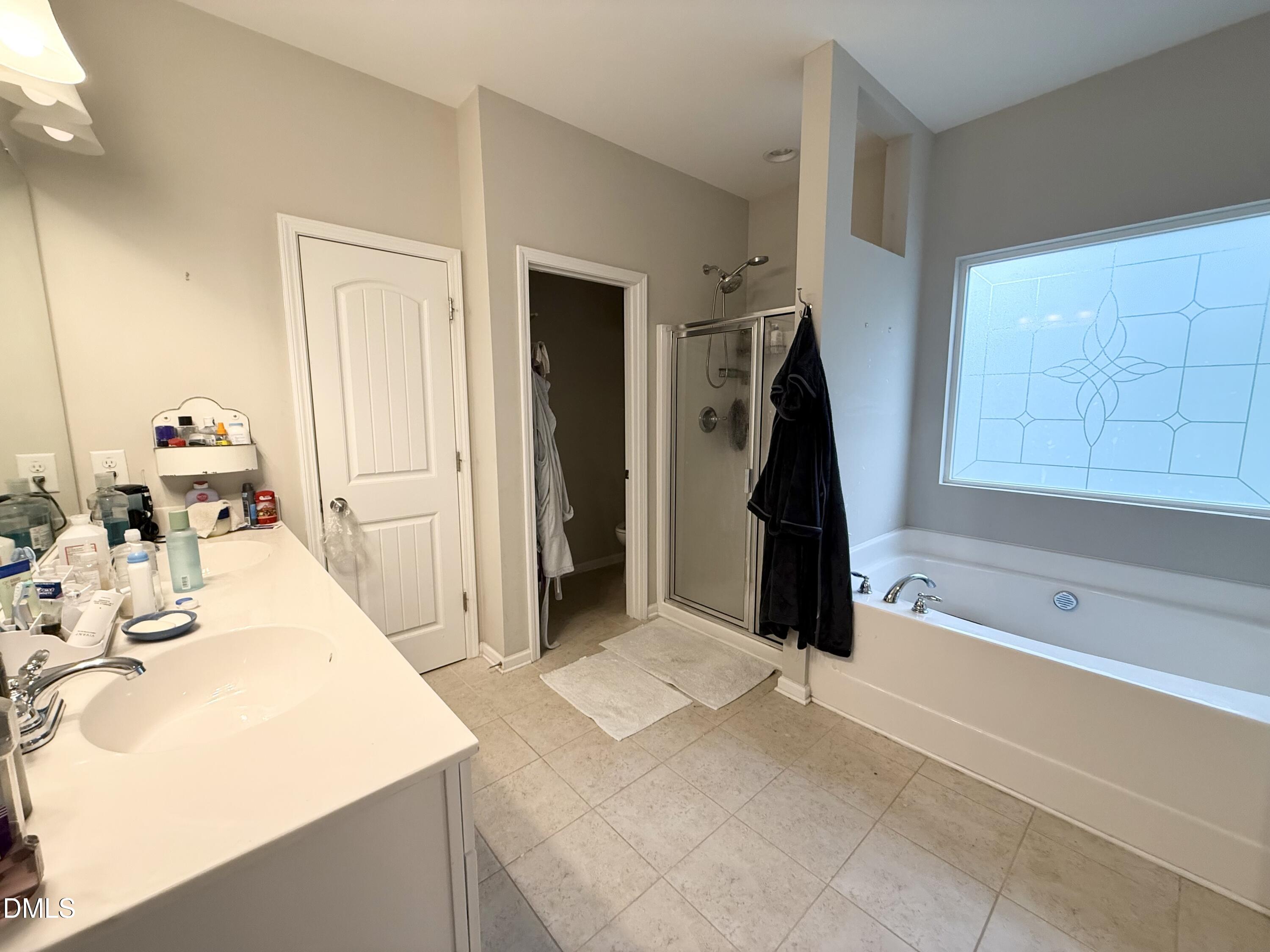 711 Creekside Drive Property Photo 10