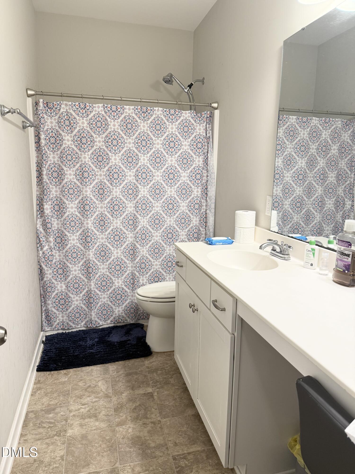 711 Creekside Drive Property Photo 13