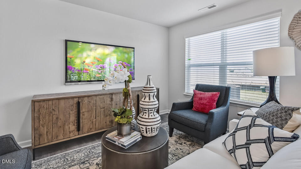63 Bee Garden Court Property Photo 4