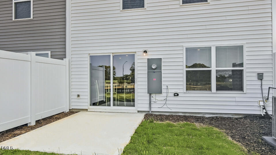 63 Bee Garden Court Property Photo 29