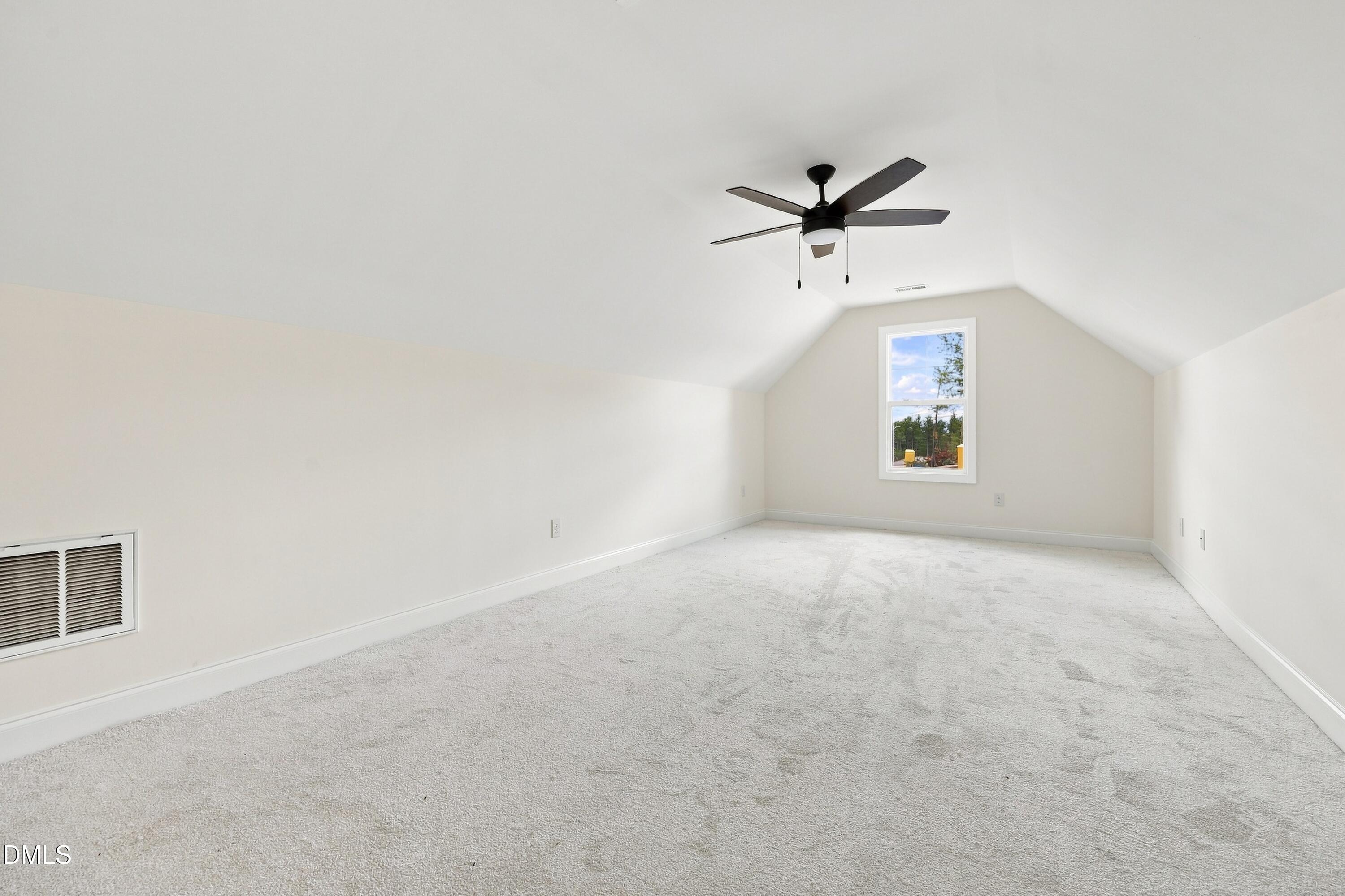 164 Vista Ridge Avenue Property Photo 12