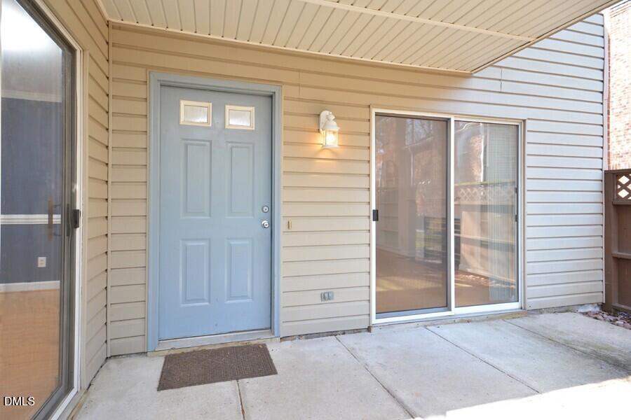 425 Summerwalk Circle Property Photo 4