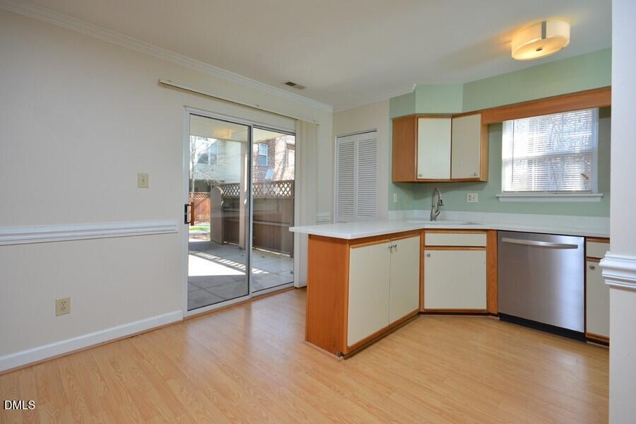 425 Summerwalk Circle Property Photo 12