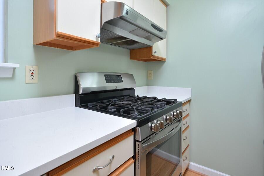 425 Summerwalk Circle Property Photo 17