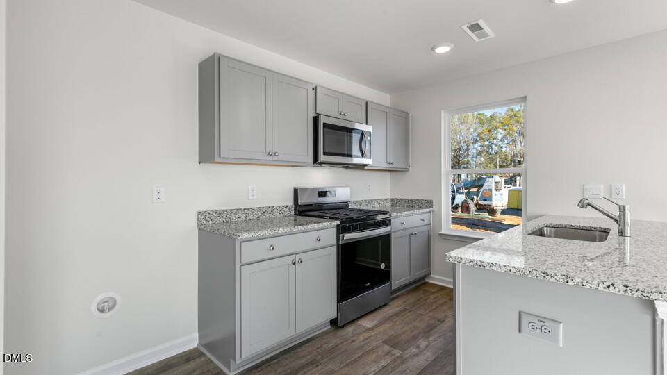 59 Bee Garden Court Property Photo 5