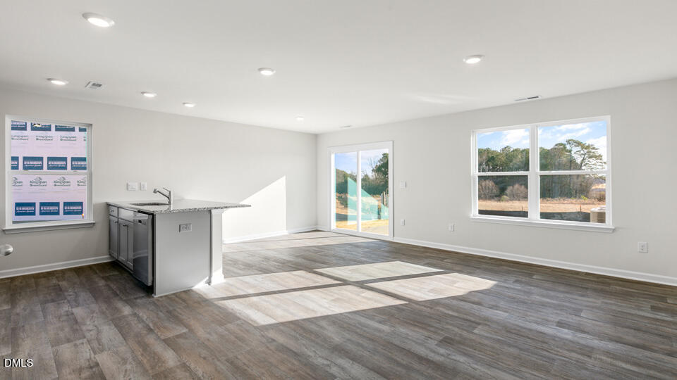 59 Bee Garden Court Property Photo 8