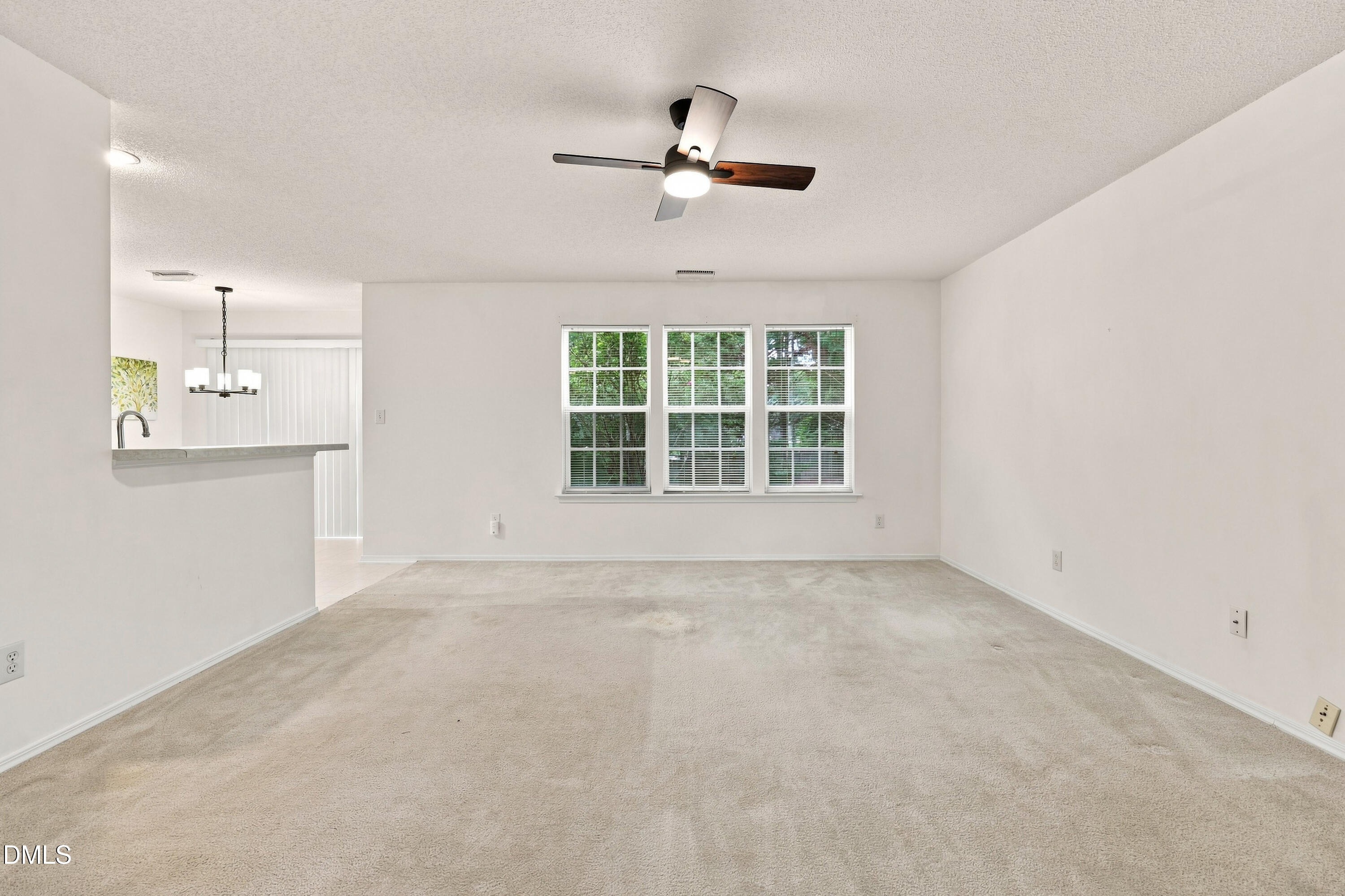 6001 Crayford Drive Property Photo 9