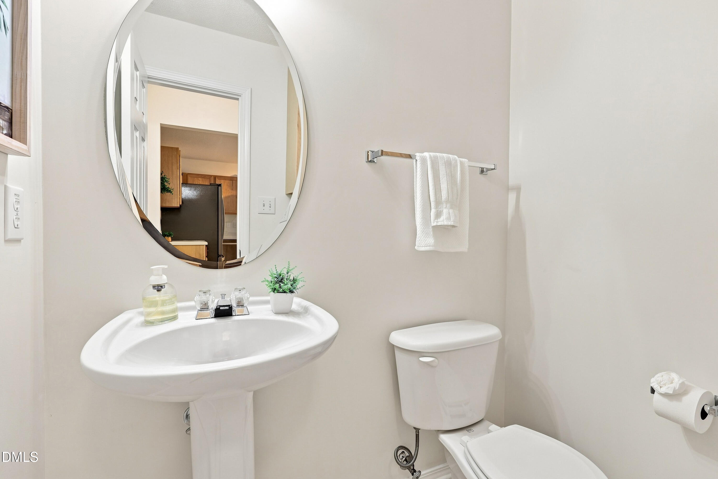 6001 Crayford Drive Property Photo 37