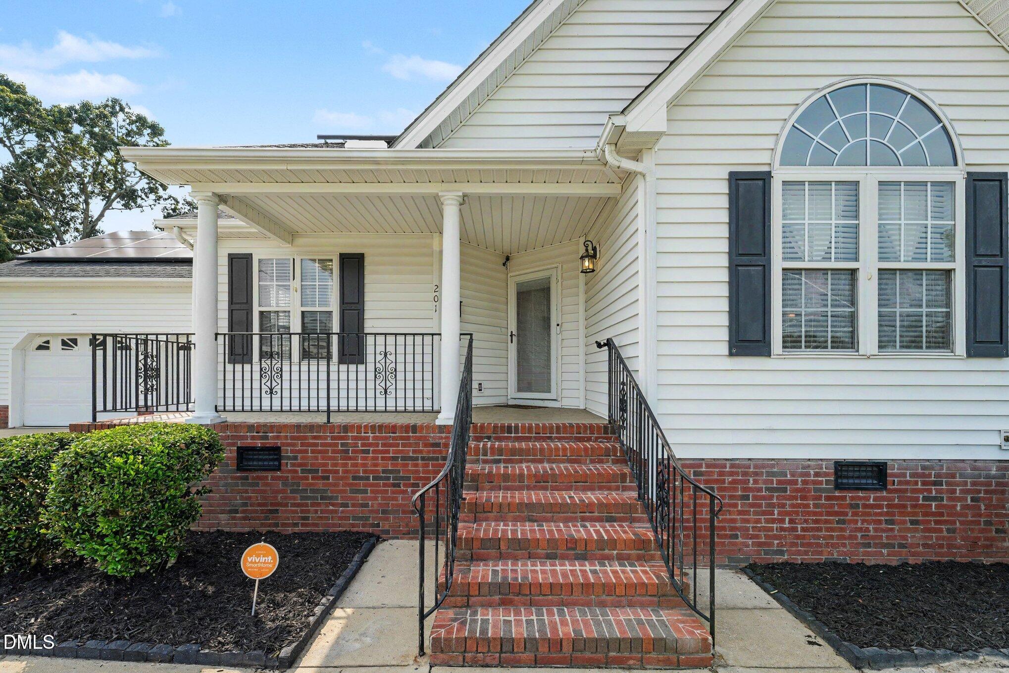 201 N Herring Street Property Photo 16