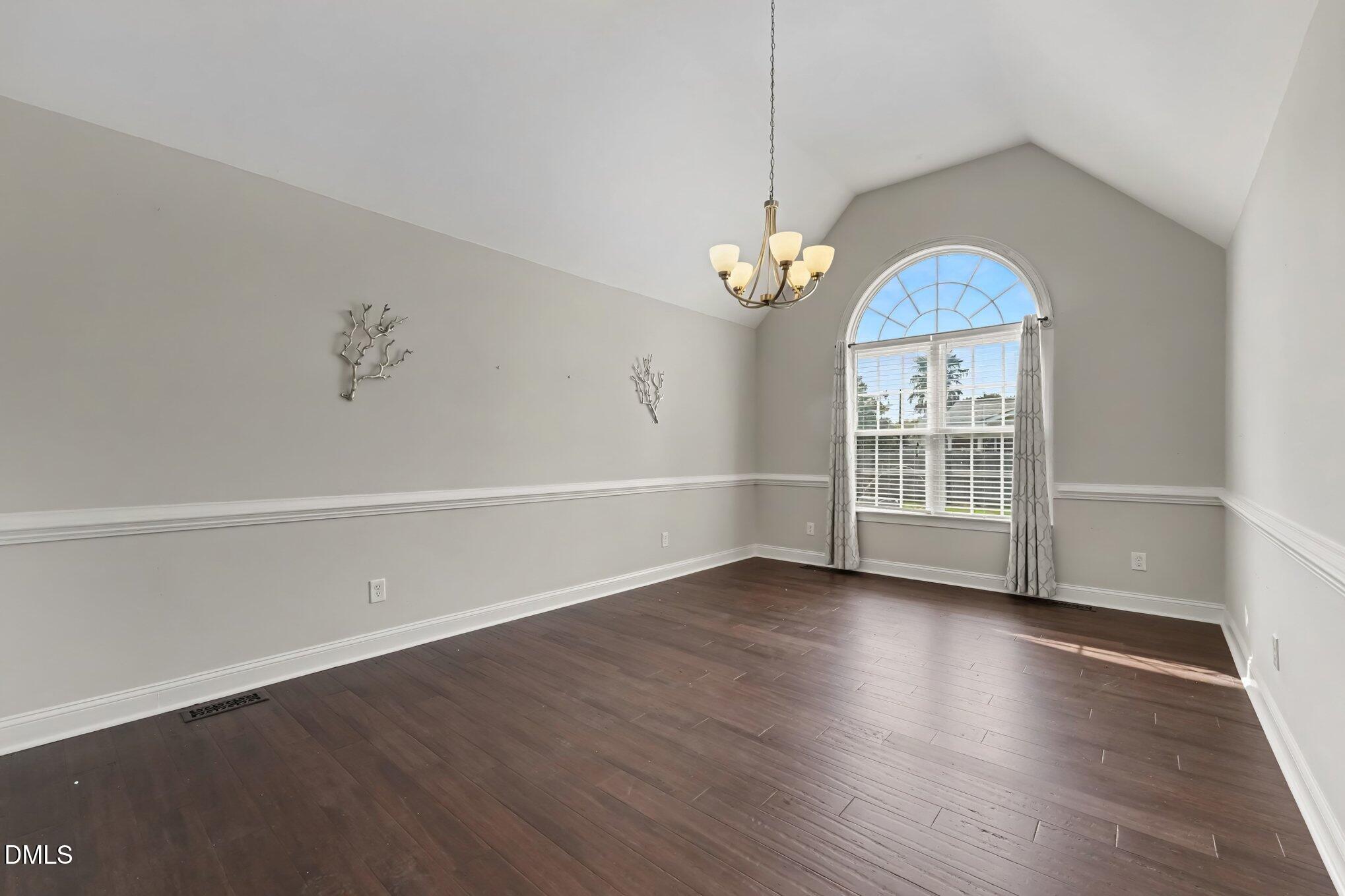201 N Herring Street Property Photo 21