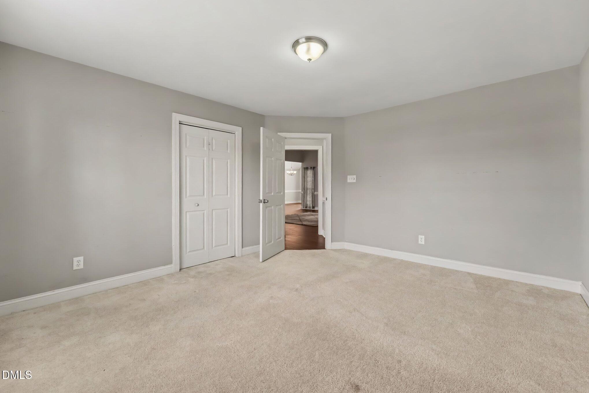 201 N Herring Street Property Photo 32