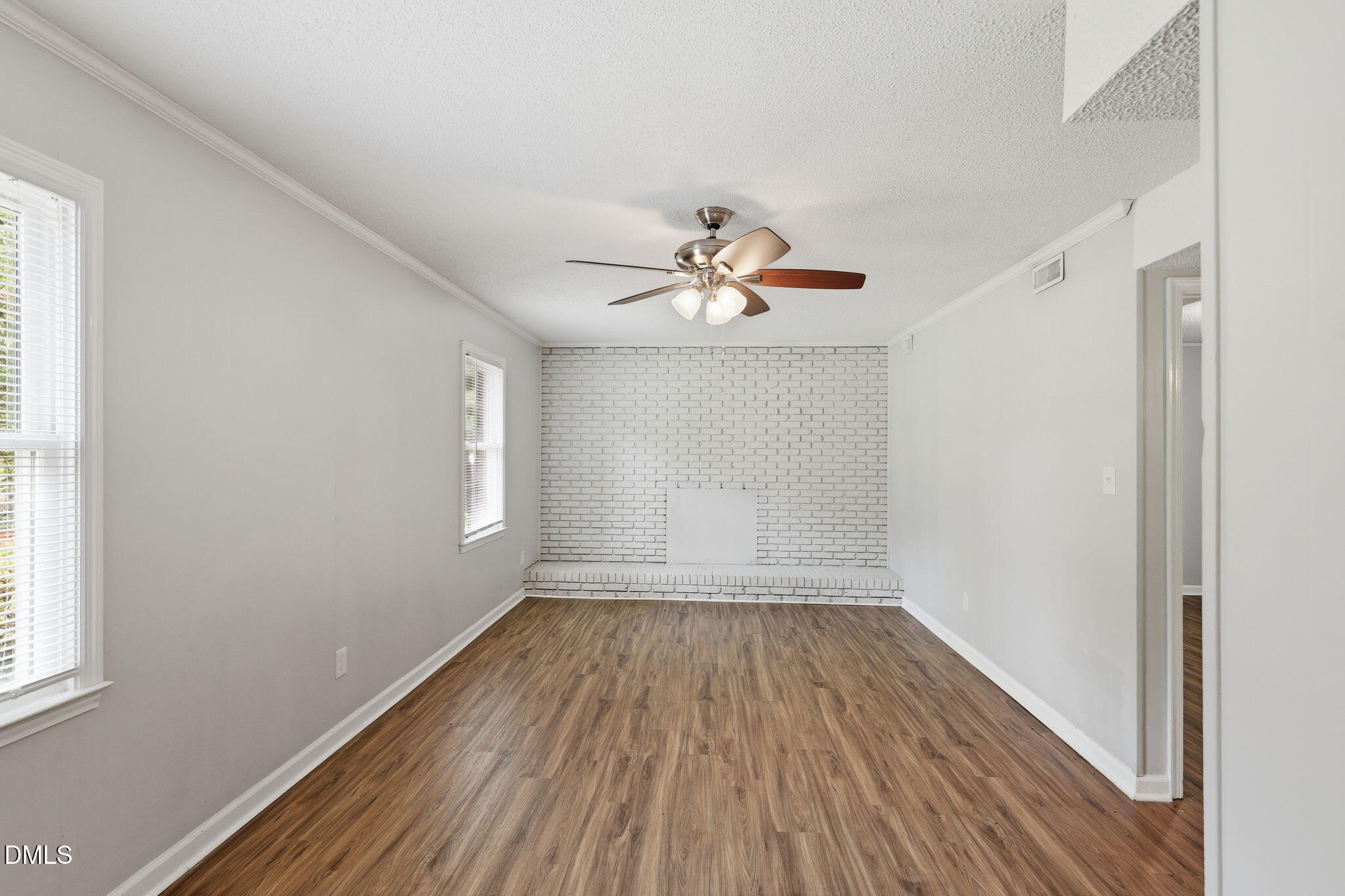 3113 Comstock Road Property Photo 4
