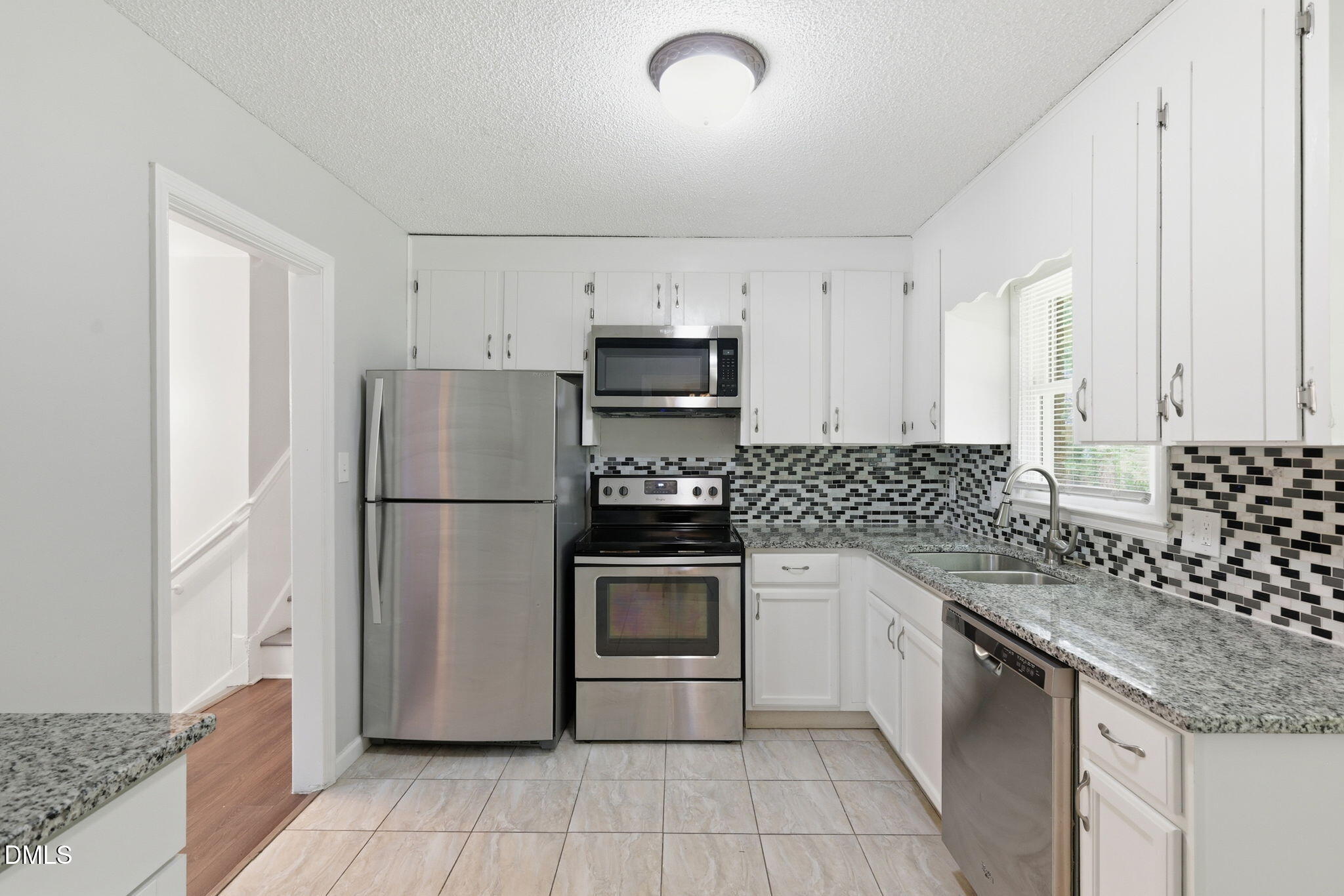 3113 Comstock Road Property Photo 6