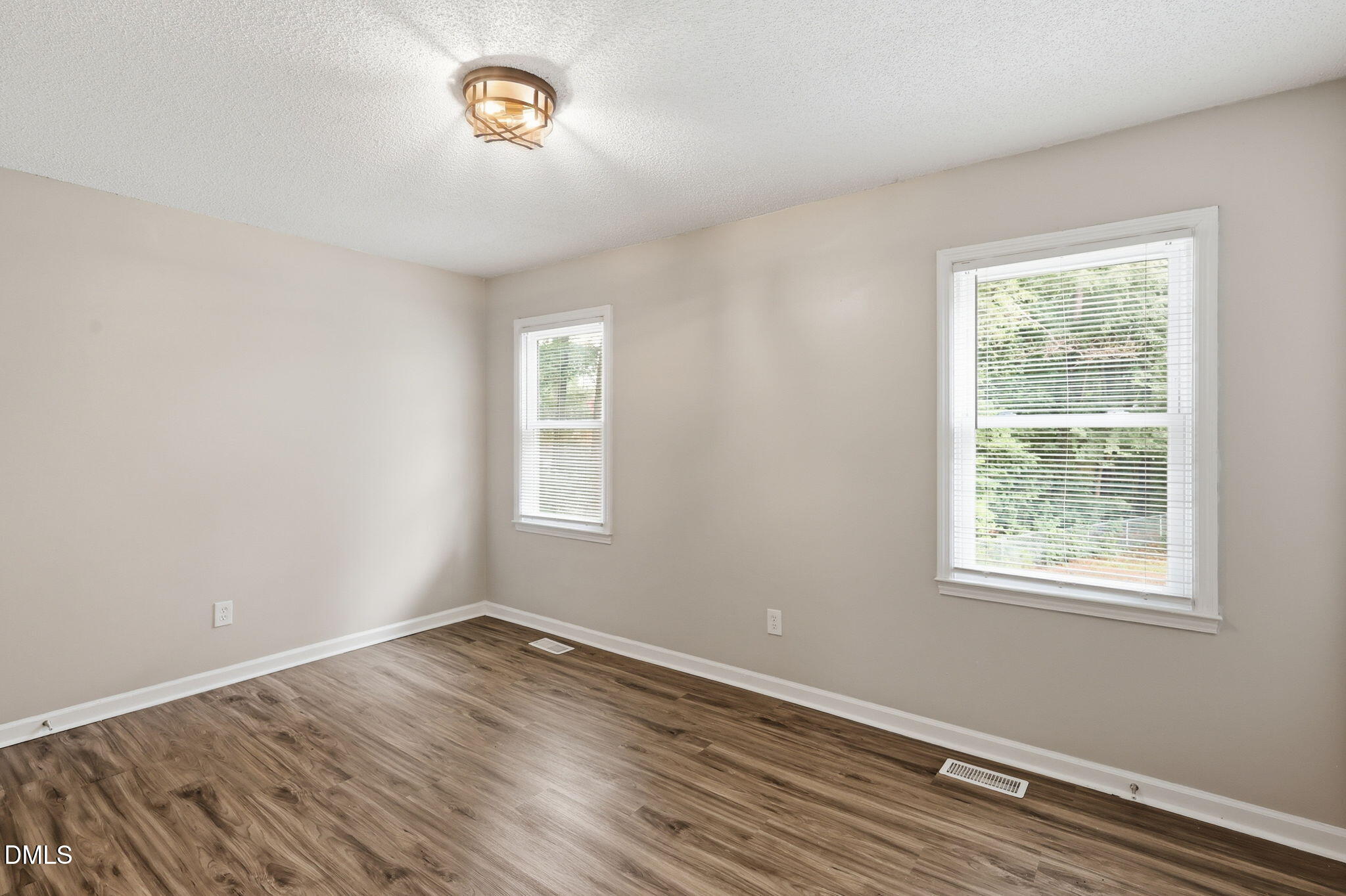 3113 Comstock Road Property Photo 16
