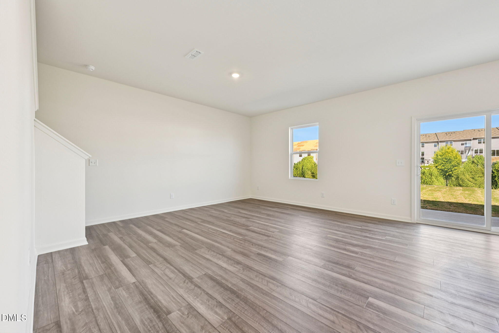 1669 Solace Way Property Photo 10