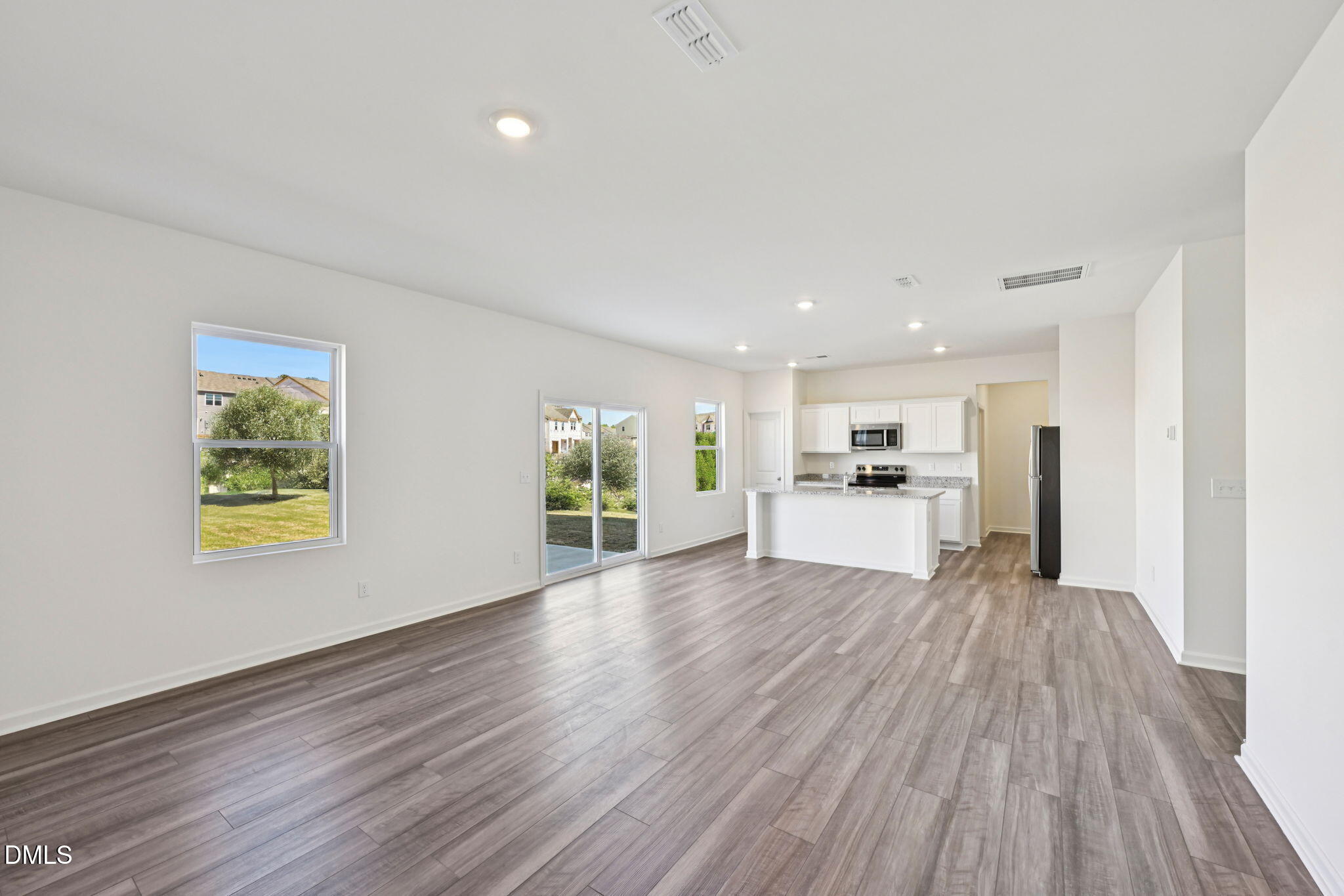 1669 Solace Way Property Photo 12