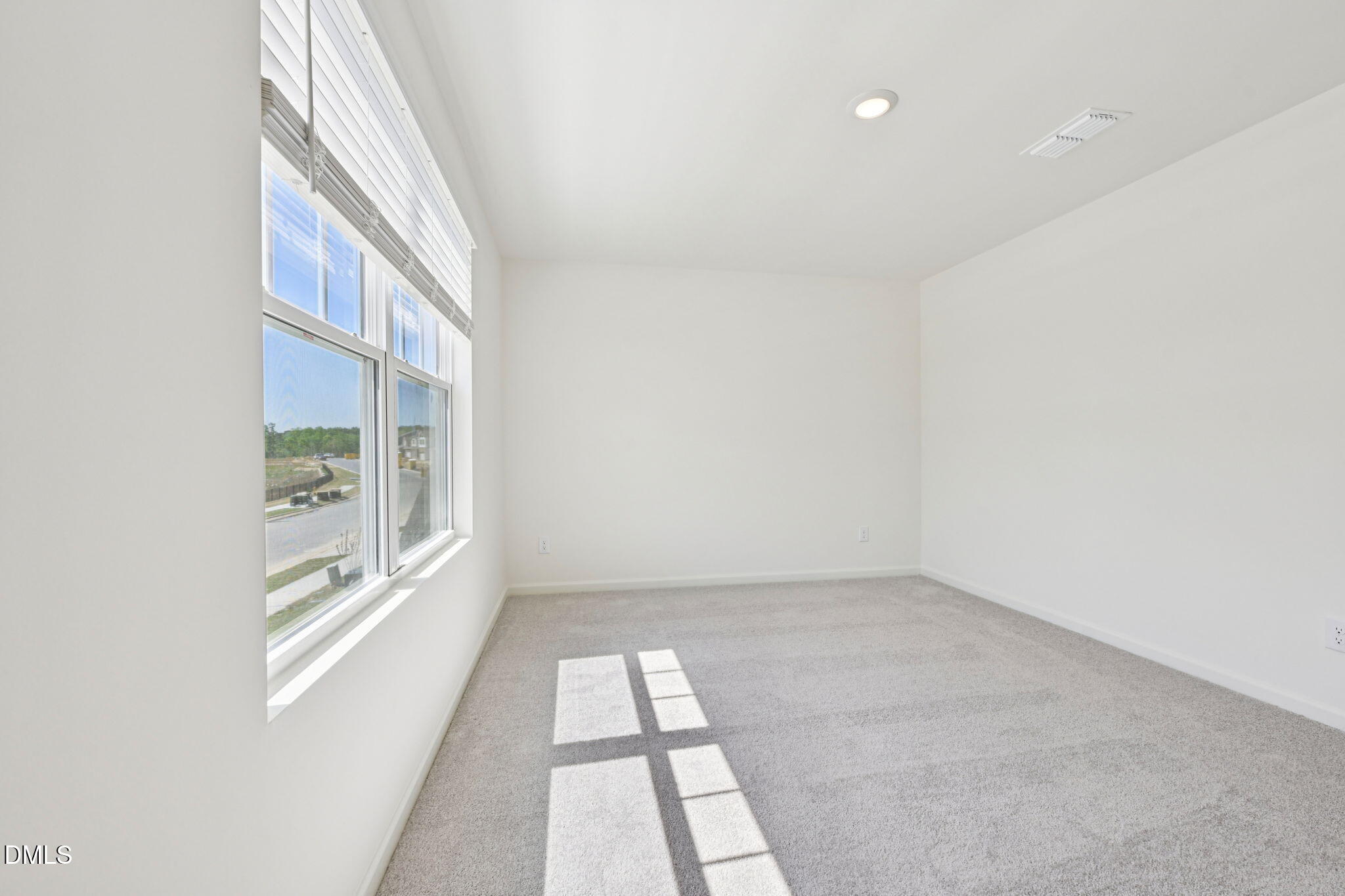1669 Solace Way Property Photo 23