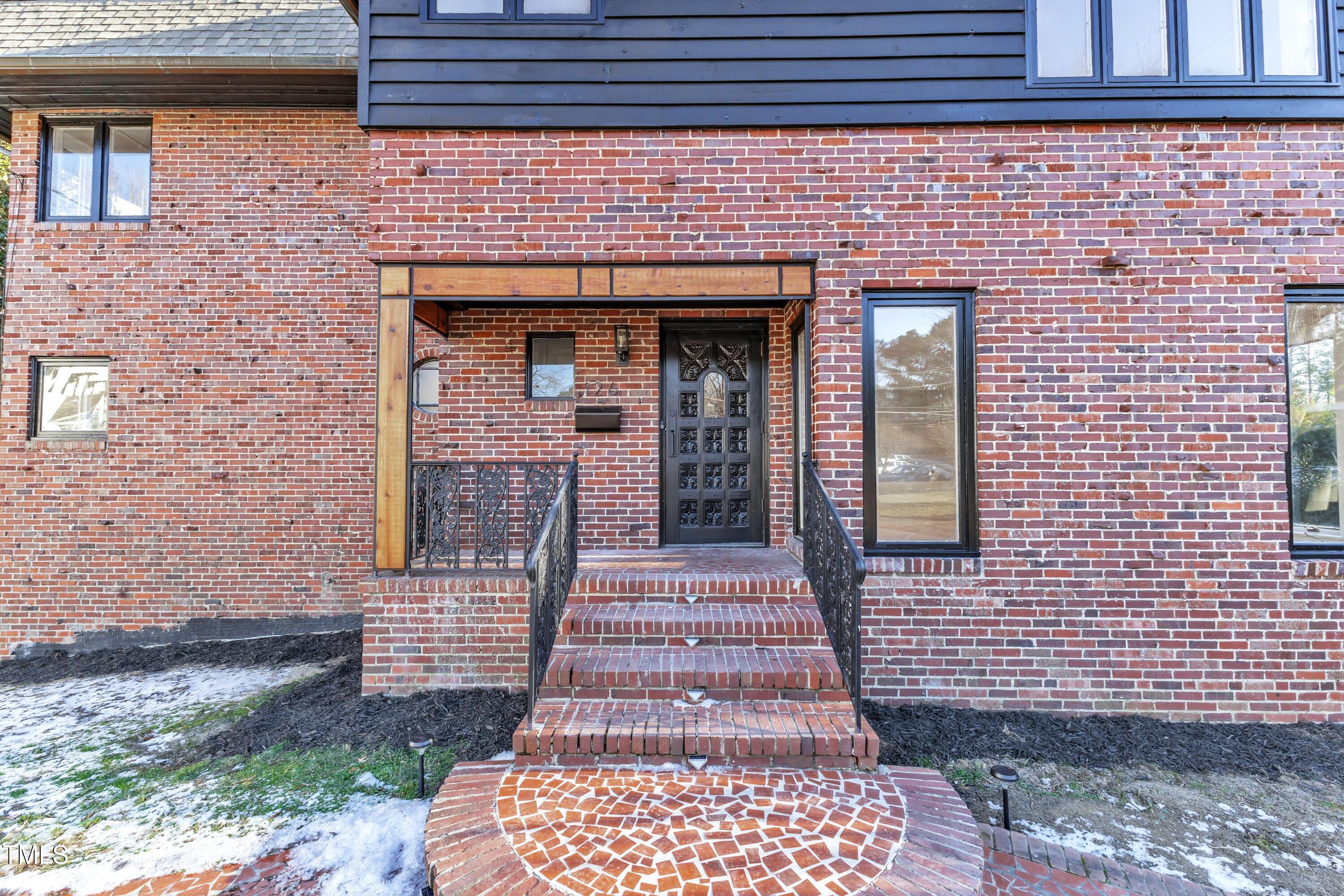126 Person Street Property Photo 5