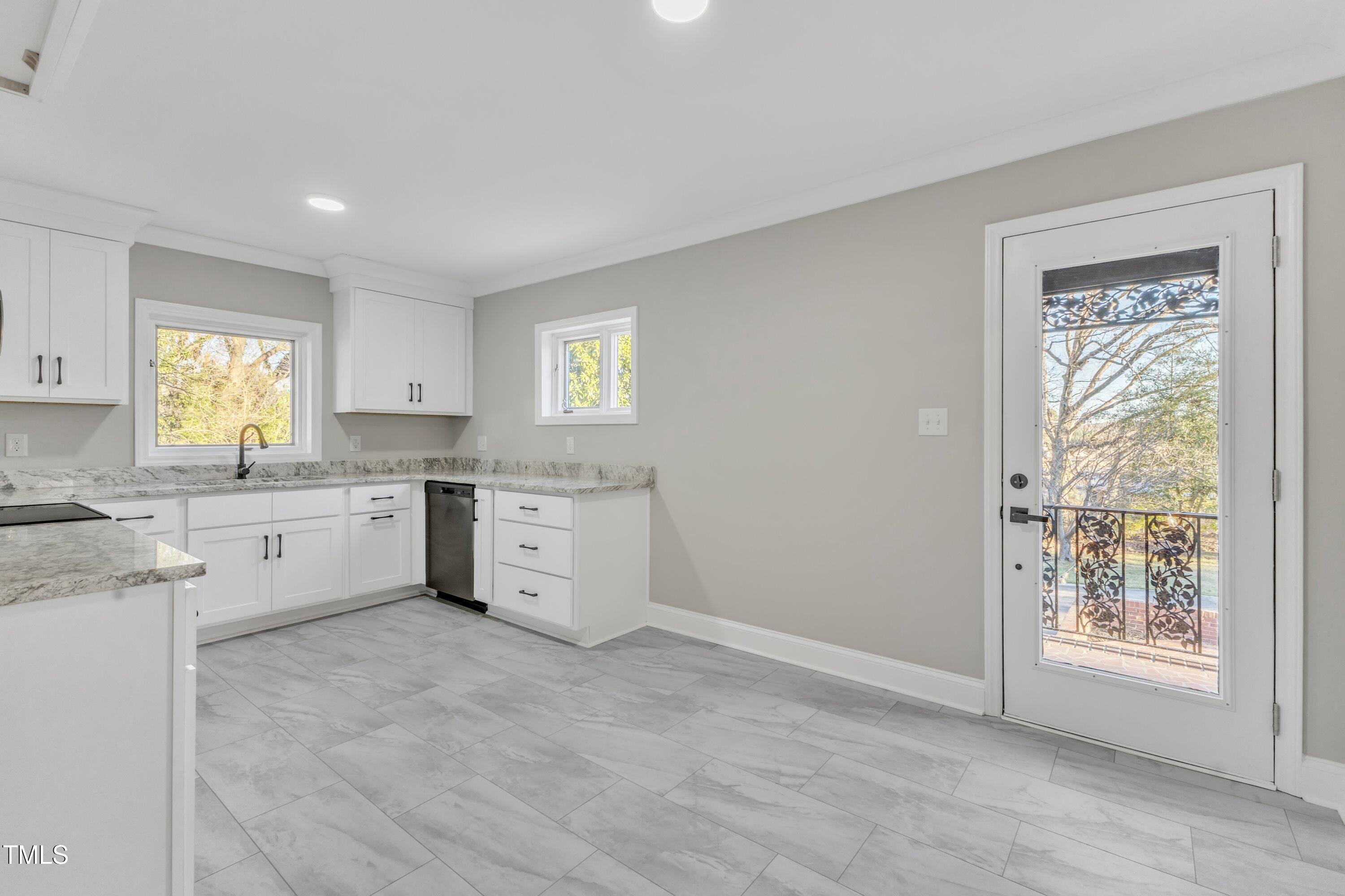 126 Person Street Property Photo 16