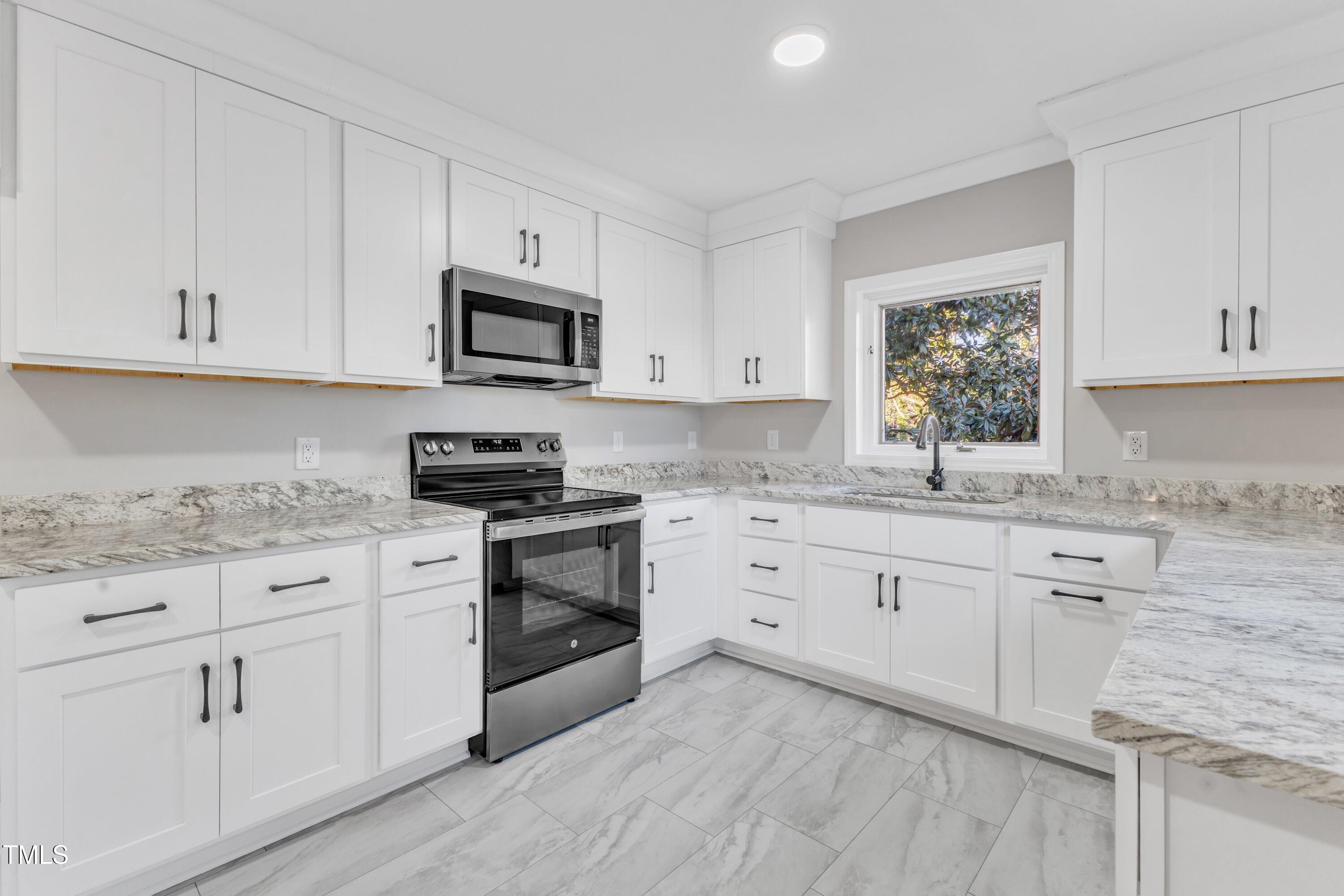 126 Person Street Property Photo 18