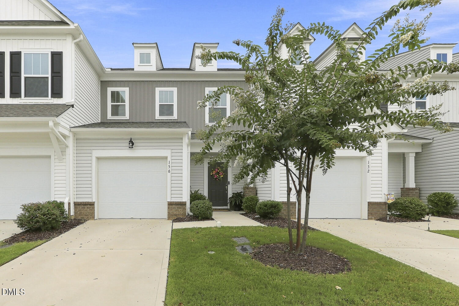 156 Willow Green Drive Property Photo 1